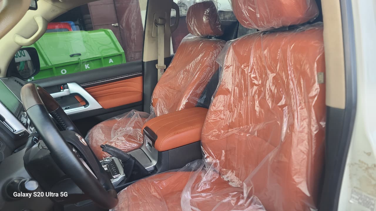 Toyota Landcruiser GXR 2013 Upgrade to 2021