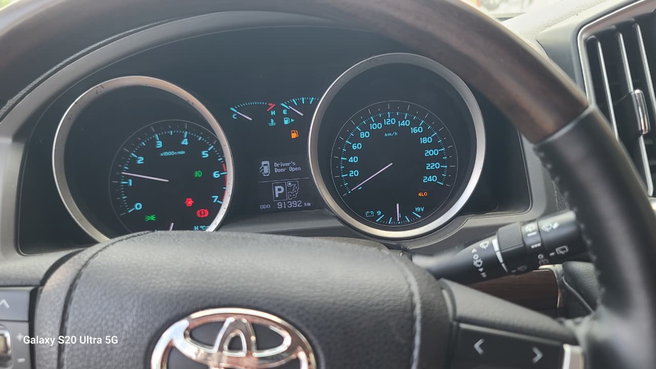 Toyota Landcruiser lc200 2017